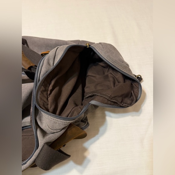 Aocome Gray Canvas Duffel Bag Leather Trim Travel Weekender/Shoe Compartment - Picture 12 of 13